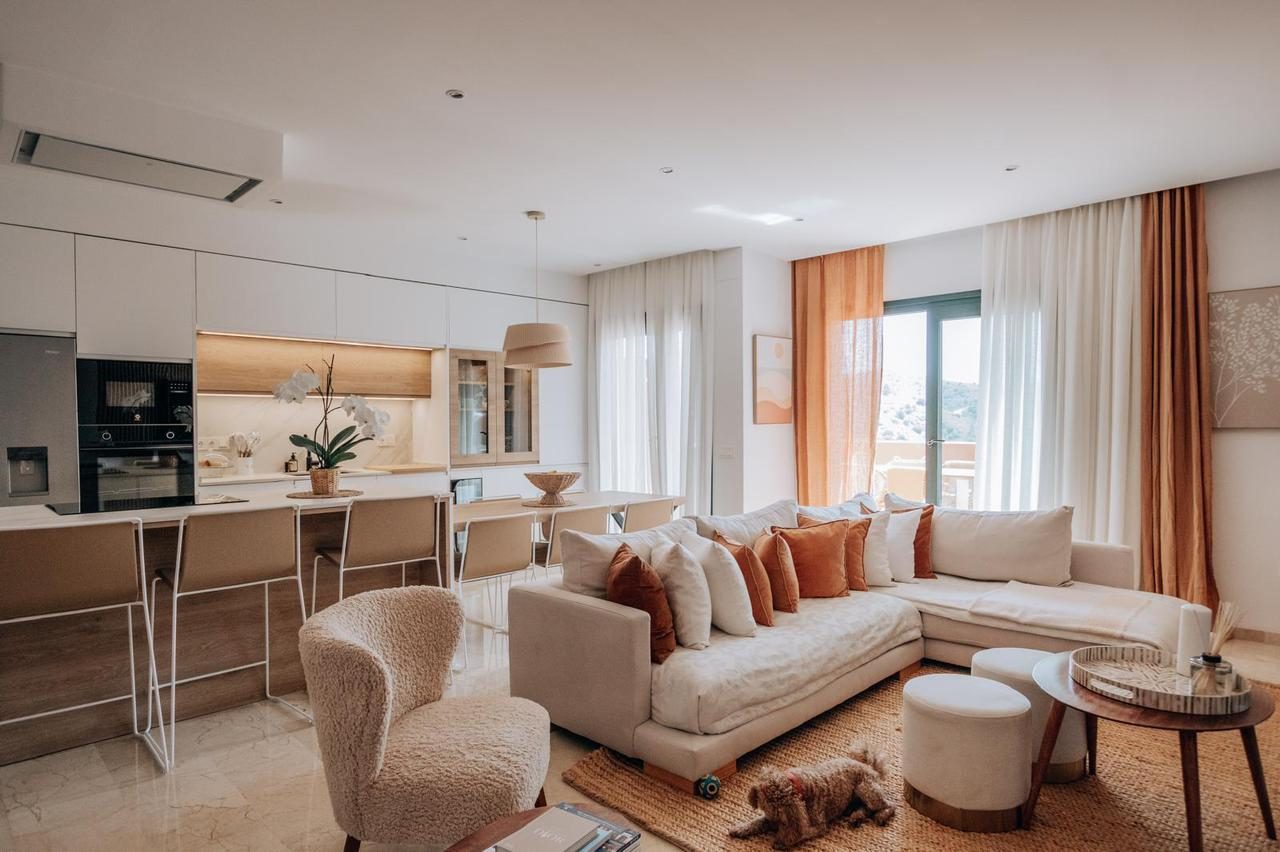 Salón reformado en Marbella
